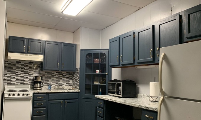 Canton Apartamento | Rustic Modern Apt - Sleeps 4 - Near Everything!