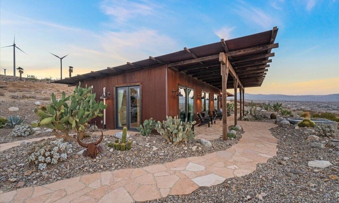 Palm Springs Casa | Rustic Modern Desert Retreat, Gateway to Joshua Tree