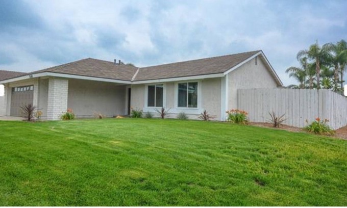Chino Casa | Rustic, Modern Home with XL Backyard. Near Orange County and Los Angeles County!