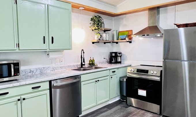 Union County Cabaña | Rustic-Modern House 2bedrooms in Marshville