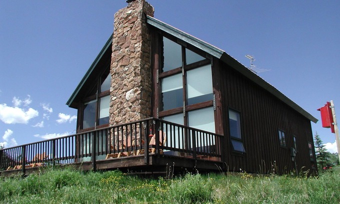 Crested Butte Casa | Rustic mountain home with stunning mountain views from the large deck!