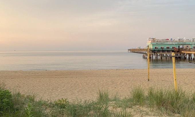 Norfolk Casa | Rustic Ocean View Beach House - BEST Location in Ocean View! 2 bed/1 bath House