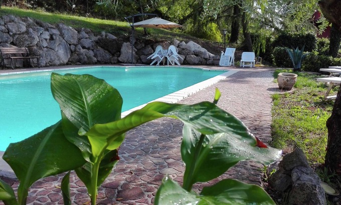 Quartaccio Casa | Moderna Casa de vacaciones en Torrita, Tiberina con piscina privada