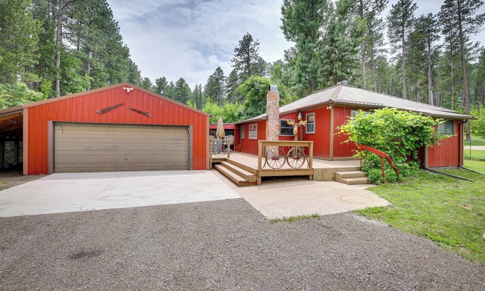 Sturgis Cabina | Rustic Sturgis Cabin Rental in Black Hills Forest!