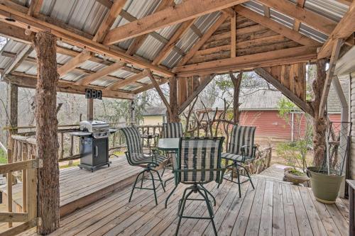 Greenbrier Casa | Rustic Tennessee Country Retreat on 2 Acres!
