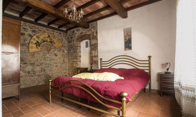 Massa Marittima Apartamento | Apartamento de estilo rústico toscano