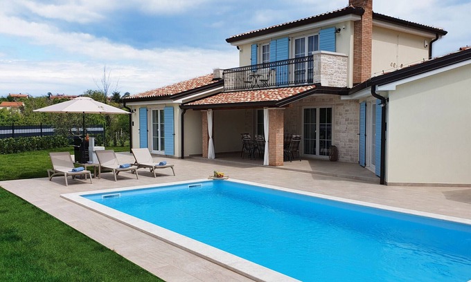 Kastel Villa | Villa La Graziosa by Villas Guide
