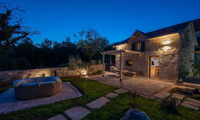 Lovrec Casa | Rustical Holiday Resort Olea