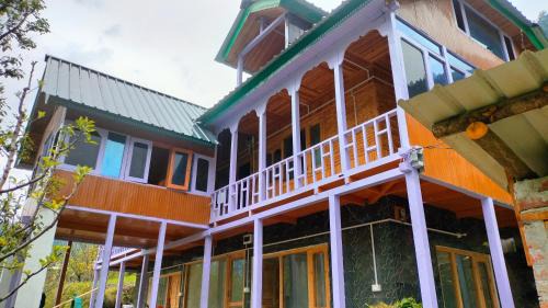 Banjar Cabina | Rustichome