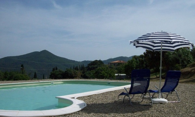 Gavorrano Otro | Rustico en el país, la tierra 1,6H con piscina, viña y olivo