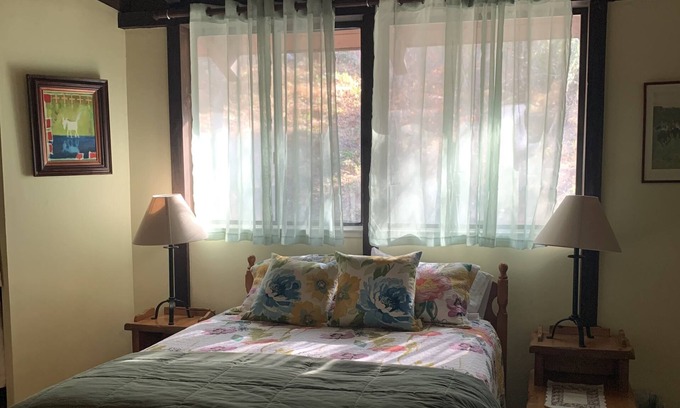St. Helena Cabaña | RustRidge Bed and Breakfast - Rustridge Cottage