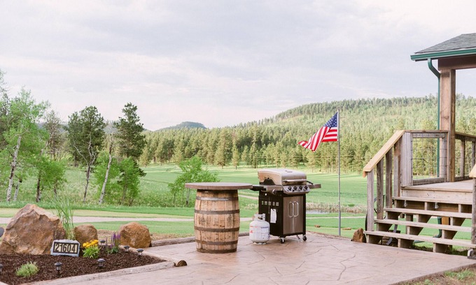 Piedmont Casa | Rusty Meadows Lodge near Sturgis, Nemo and Black Hills!