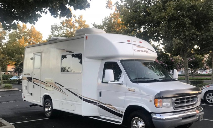 South San Jose Casa | RV para las grandes puertas