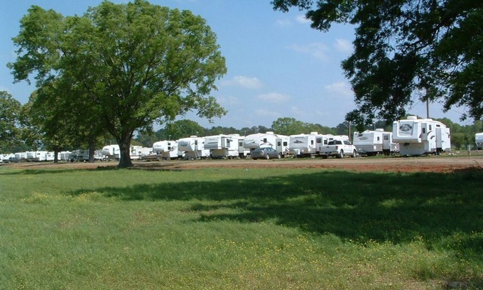 Saint Maurice Alquiler De RV | RV lots for rent