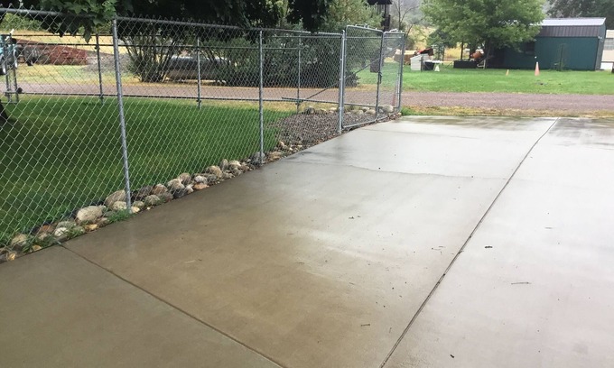 Cascade Casa | RV Parking spot along the Missouri river