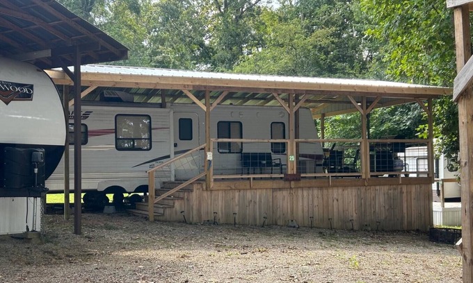 Dandridge Casa | RV There Yet Roomy, Modern Camper on Lake Douglas near Gatlinburg & Pigeon Forge