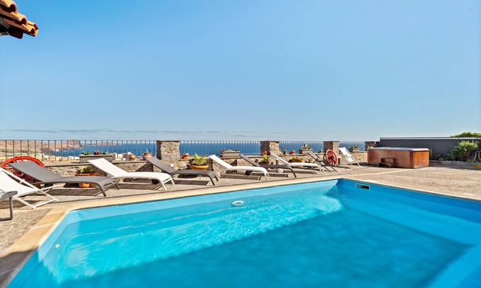 Machico Casa | São Lourenço Guest House