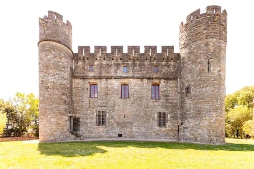 Castelnau-Valence Apartamento | Séjour de Rêve au Château