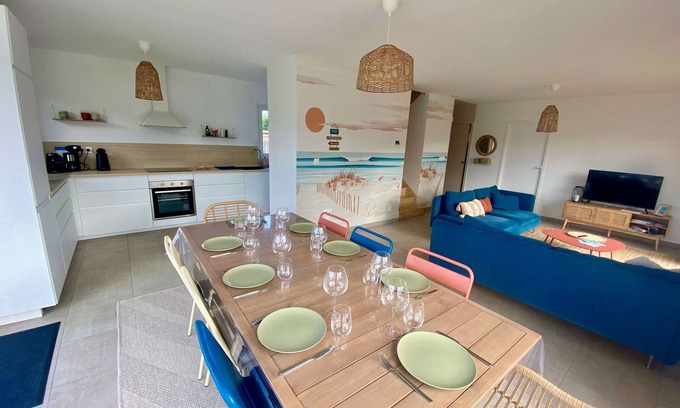 Plougasnou Casa | Sémaphore - Bright charming house near beaches for 8