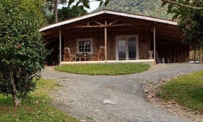 Alfredo Wagner Casa | Sítio Recanto da Guarda - Nó de Pinho