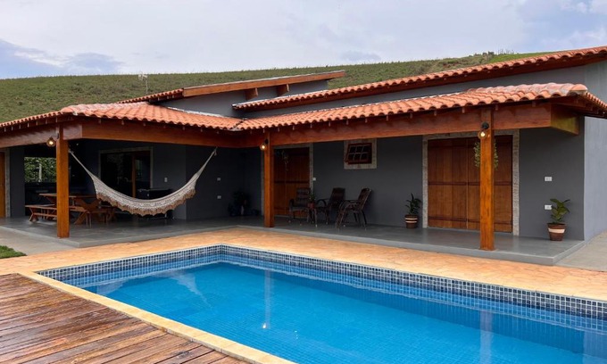 Bueno Brandao Casa | Sítio Santo Antônio