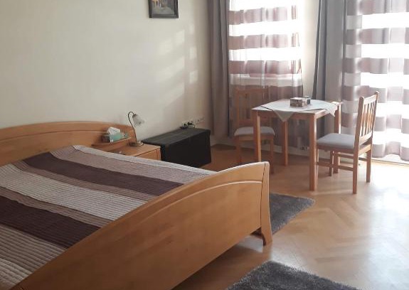 Gyor Apartamento | Sündörgő