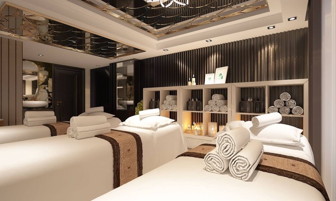 Hang Trong Hotel | S Central Hotel & Spa