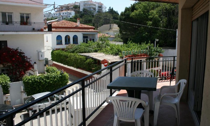 Llanca Apartamento | S. Elcano 1-D