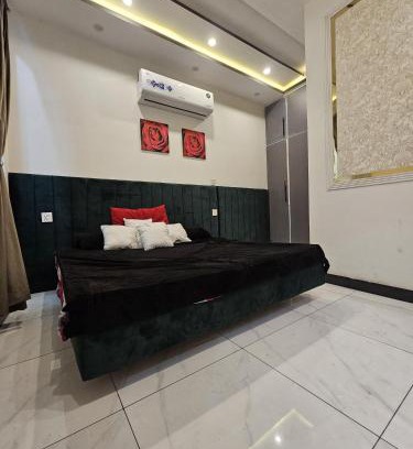 Punjab Apartamento | S H Residence & APARTMENTS