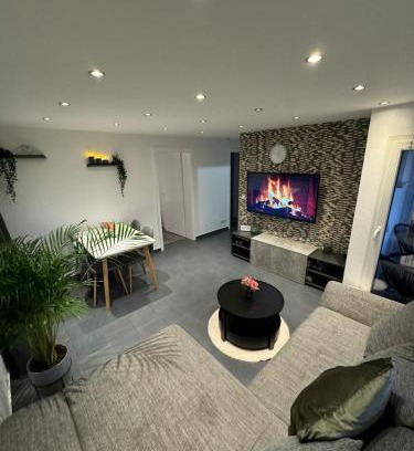 Leonberg Apartamento | S&P Home Stilvolles 3-Zimmer-Apartment in zentraler Lage, Komfort & Entspannung garantiert! 2 Stock