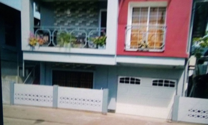 Paramaribo Cama Y Desayuno | S-Villa es una villa muy moderna de 6 dormitorios a poca distancia del centro.