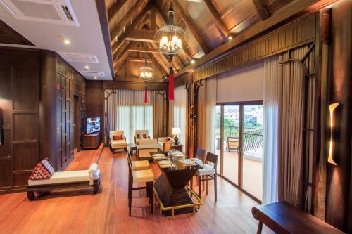 Wat Ket Hotel | S48 River Ping