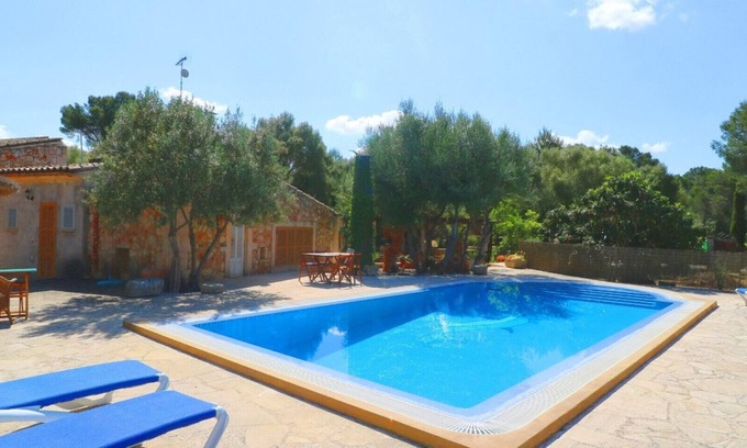 Campos Villa | Sa Costa 411 finca r&uacute;stica con piscina privada, terraza, jard&iacute;n y aire acondicionado