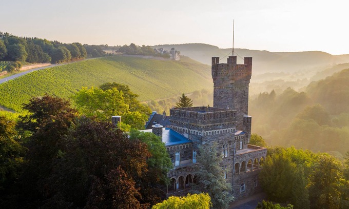 Serrig Otro | Saar Castle - Castillo Único en Región Vinícola