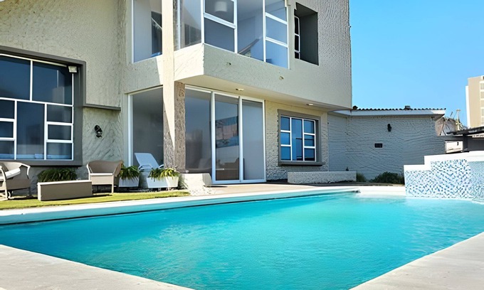 Sabanilla Montecarmelo Casa | Casa de playa privada Sabanilla 4 cuadras del mar