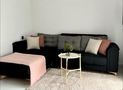 Quartier Des Mimosas Apartamento | Sabir Hadaj