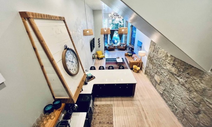 Enterprise Condominio | Sacajawea is part of the Litch Hotel: Luxury fully equipped vacation rental condos