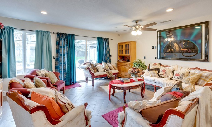 Florin Casa | Sacramento Home w/ Patio - 6 Mi to CSUS!
