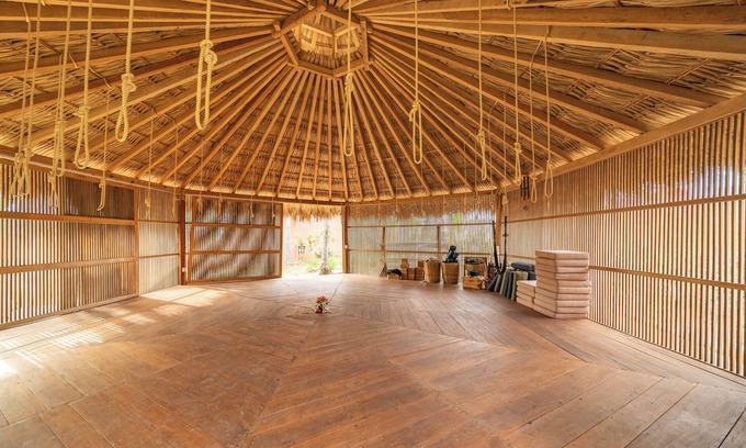 Saladita Apartamento | Sacred Surf Retreat – Ice Bath, Yoga, Pool, Templo