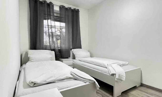 Schwandorf Apartamento | (SAD626) Big workers rental