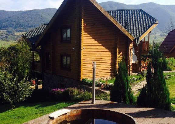 Vyshka Casa | Sadyba Ertash