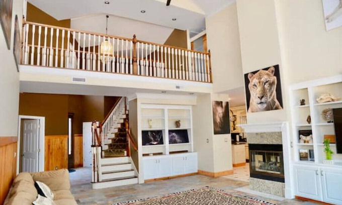 Socastee Condominio | Safari Manor - 5 bedroom, 4 bath waterfront home