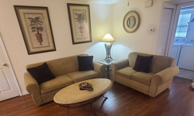 Lutz Condominio | Safari Swingin' #2204