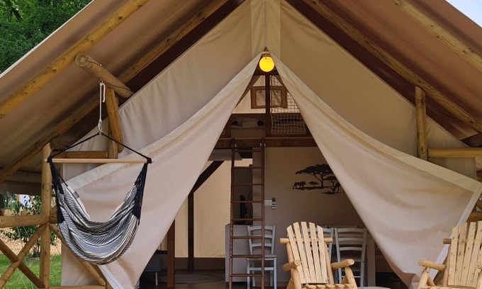 Falkenberg Apartamento | Safarizelt Simba am Kiebitzer See