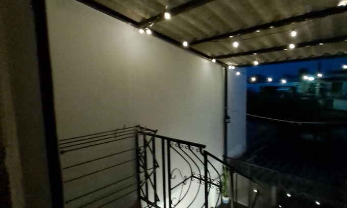San Salvador Casa | Casita Segura y Familiar en San Salvador, Céntrica, Fresca-WIFI /AC / HOT SHOWER