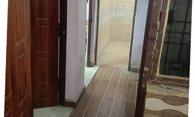 Naini Cabina | Safe rooms within500meter from ganga river ,near to sector 23,24,25- arail Ghat