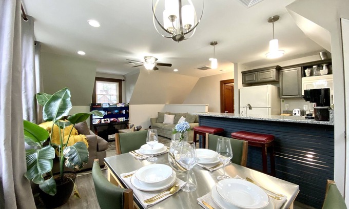 Harrisburg - Hershey Apartamento | Safe & Trendy Historic Midtown 3rd Floor Riverview Apartment