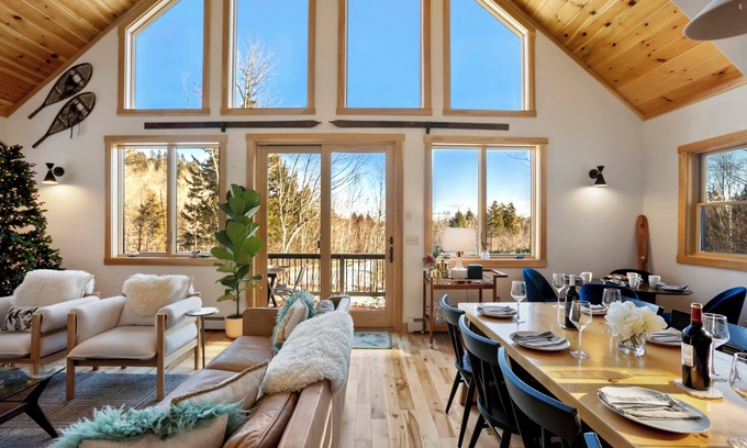 Sunday River Area Casa | Safety Certified luxury private, dog-friendly new home, 3 miles to Sunday River.