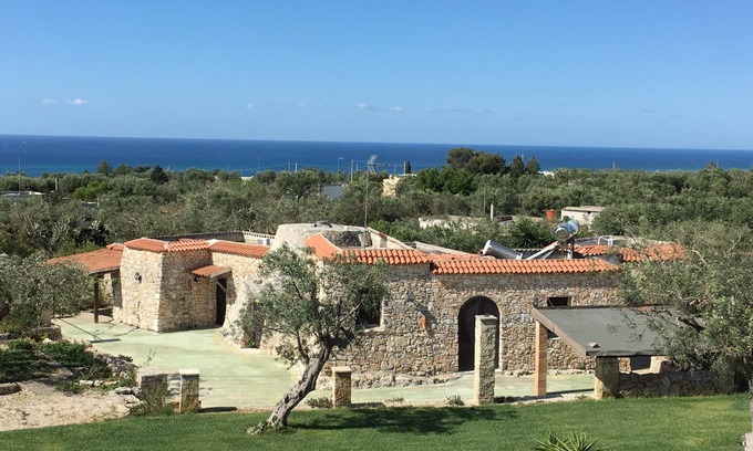 Marina di Pescoluse Casa | Sage beach trullo in Pescoluse