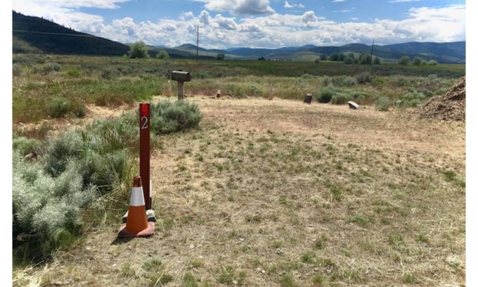 Hot Springs Alquiler De RV | RV or Tent Site #2; Multi day rates; Power hookup